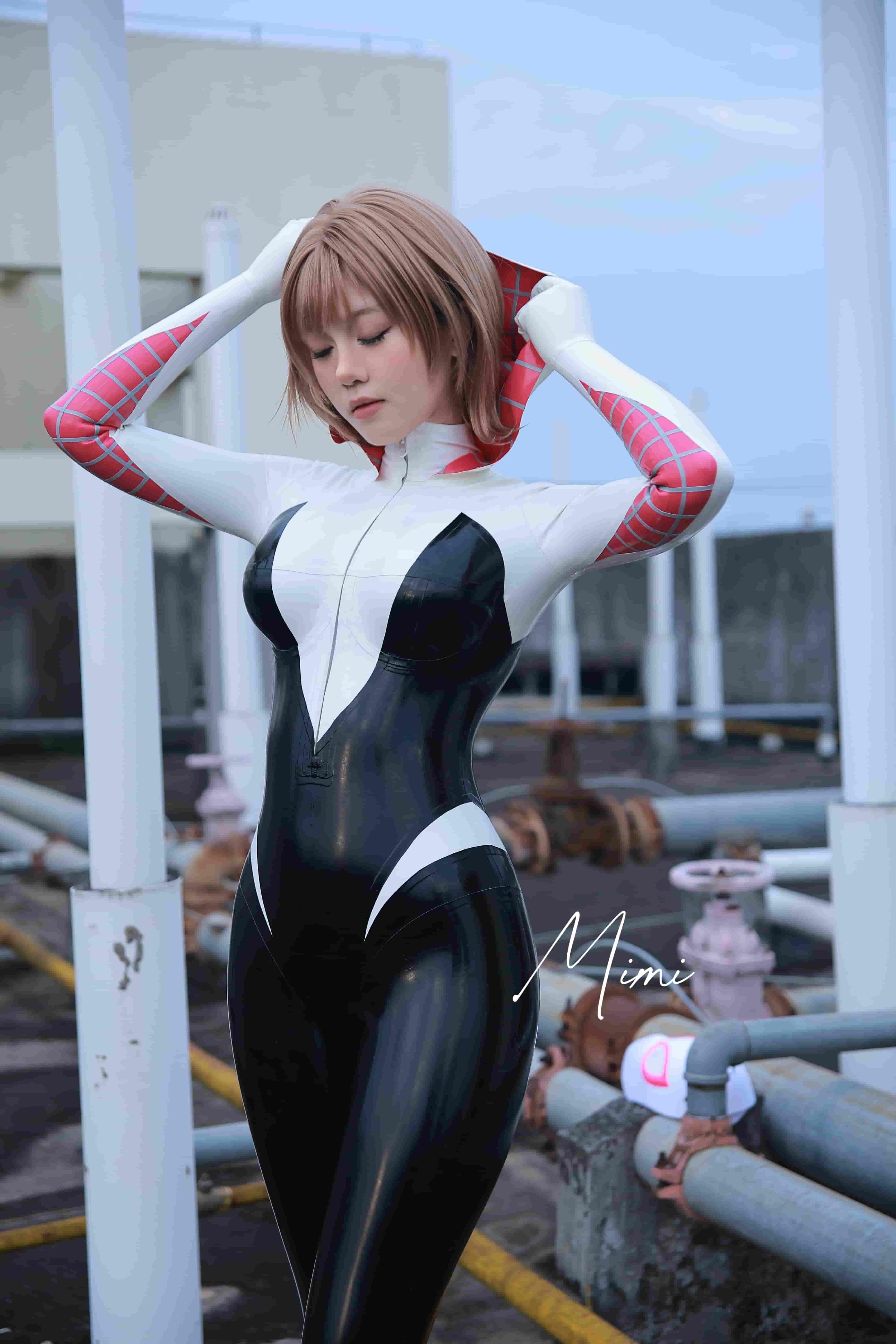 スパイダーグウェン ラテックスコスプレスーツ – midnight latex