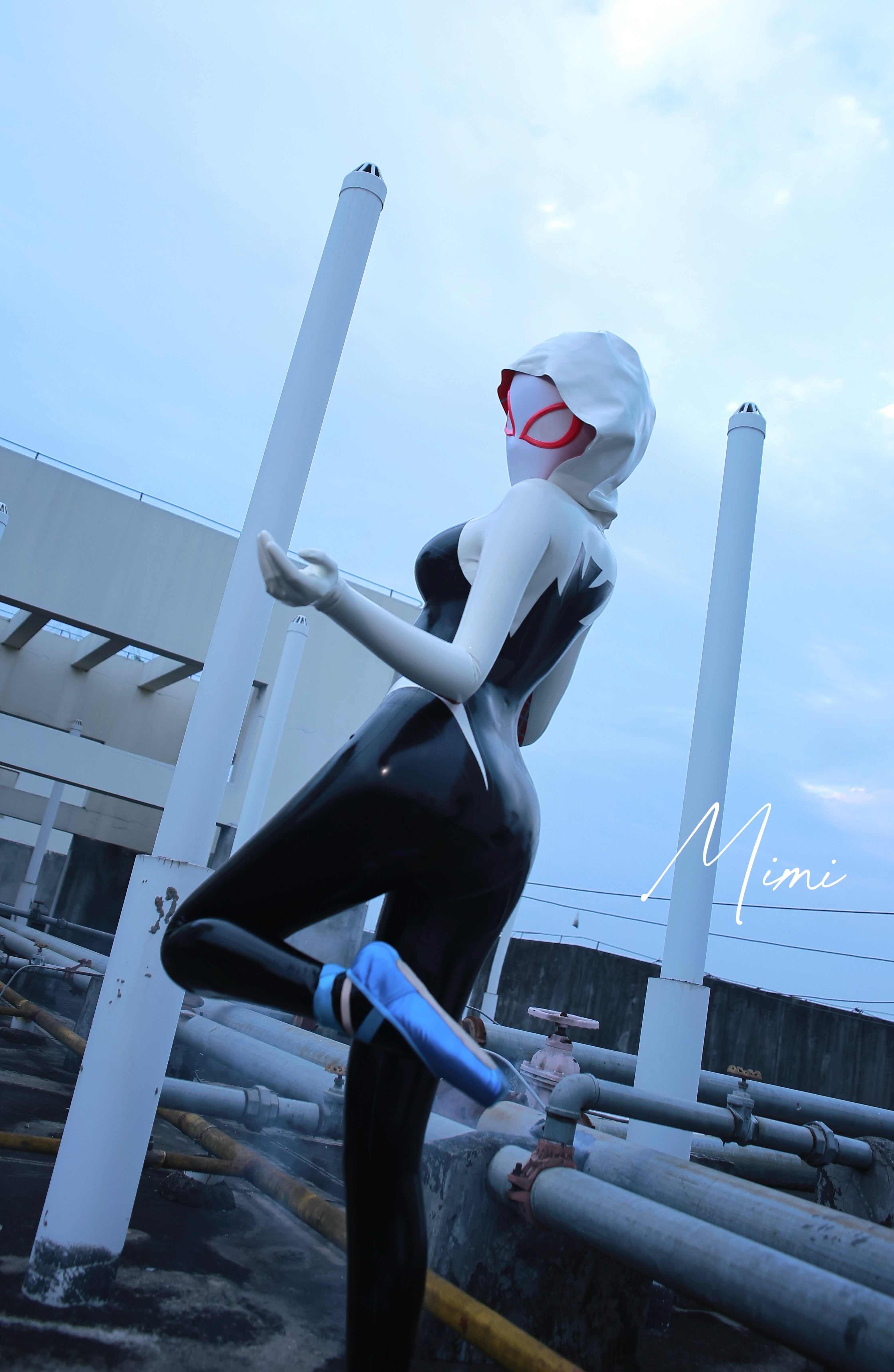 スパイダーグウェン ラテックスコスプレスーツ – midnight latex